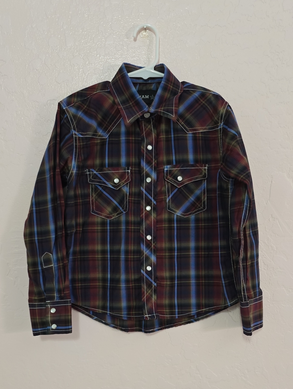 Pelham Shirt Size: M